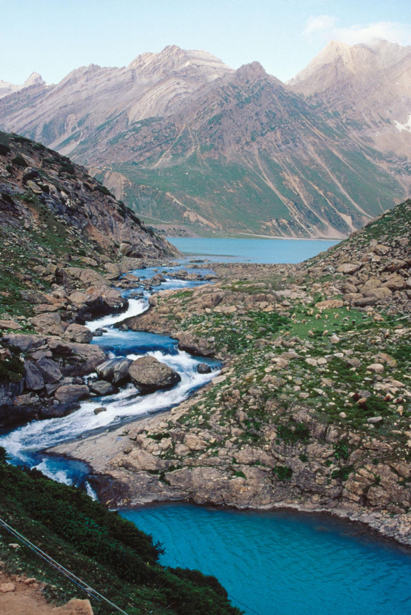 नदी/धारा