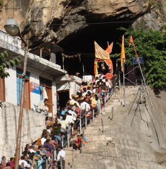 मंदिर का मार्ग